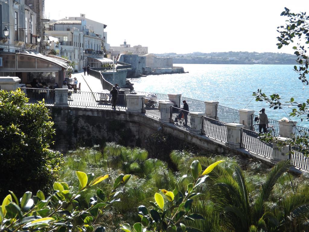 B&B Siracusa Holidays Syracuse Ruang foto
