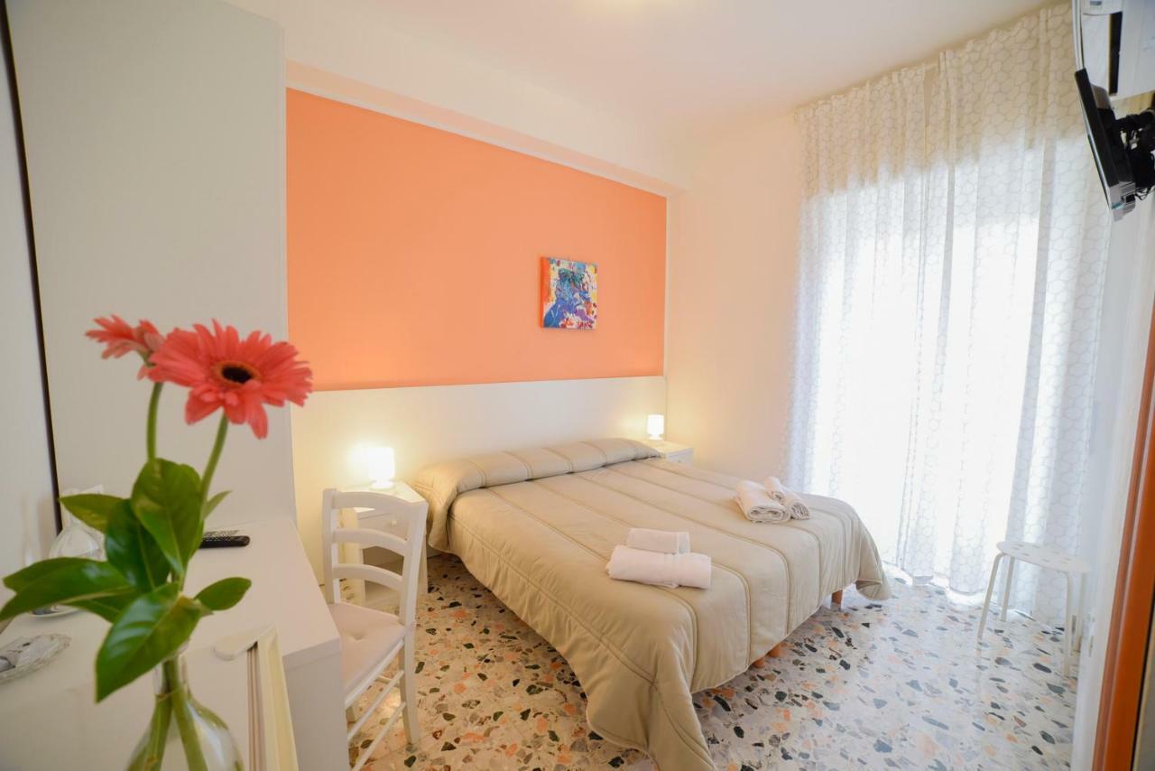 B&B Siracusa Holidays Syracuse Bagian luar foto